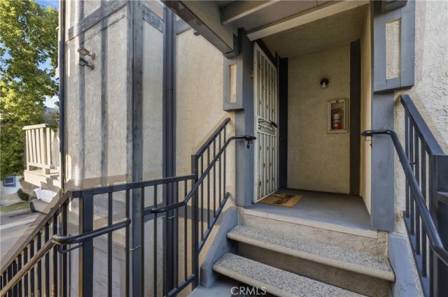 527 S Walnut 3, La Habra, CA 90631