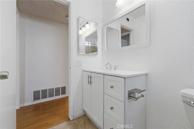 527 S Walnut 3, La Habra, CA 90631
