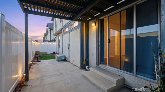 527 S Walnut 3, La Habra, CA 90631