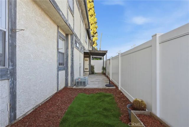 527 S Walnut 3, La Habra, CA 90631