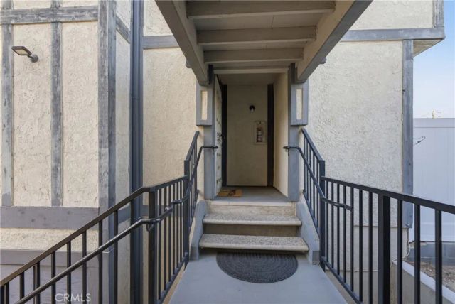 527 S Walnut 3, La Habra, CA 90631