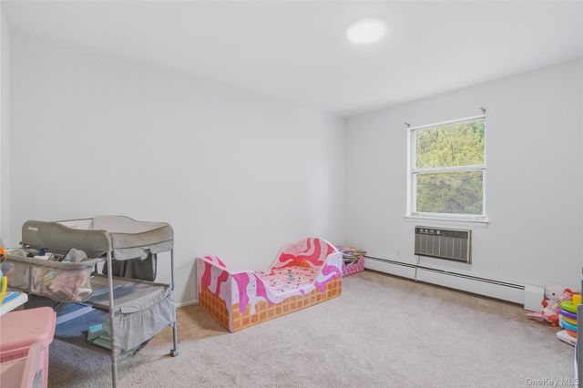 198 Doxbury Lane, Suffern, NY 10901