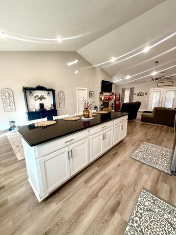 169 E Sheppard Street, Stapleton, GA 30823