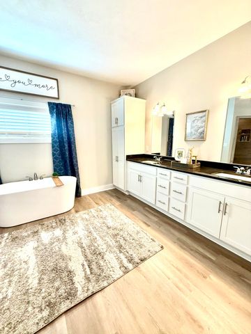 169 E Sheppard Street, Stapleton, GA 30823