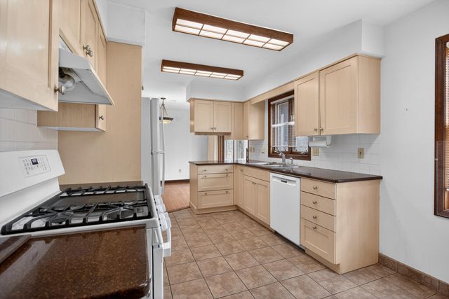 6284 Stofer Road, Dexter Twp, MI 48118