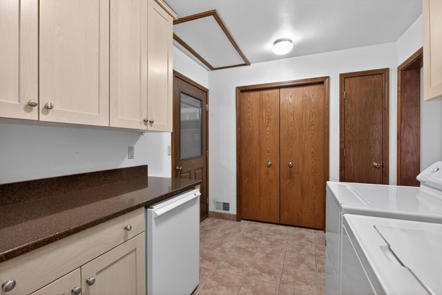 6284 Stofer Road, Dexter Twp, MI 48118