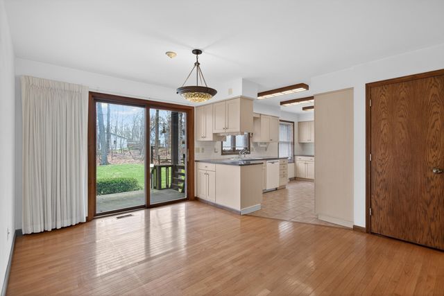 6284 Stofer Road, Dexter Twp, MI 48118
