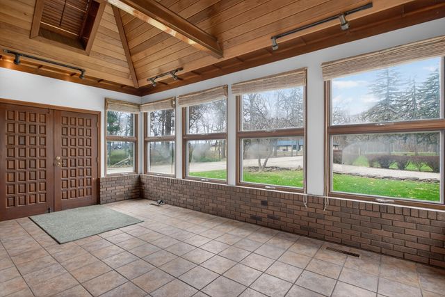 6284 Stofer Road, Dexter Twp, MI 48118