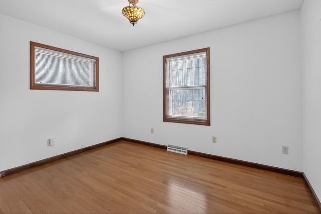 6284 Stofer Road, Dexter Twp, MI 48118