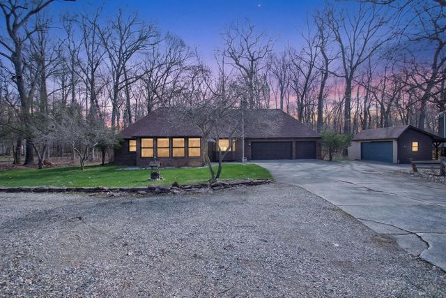 6284 Stofer Road, Dexter Twp, MI 48118