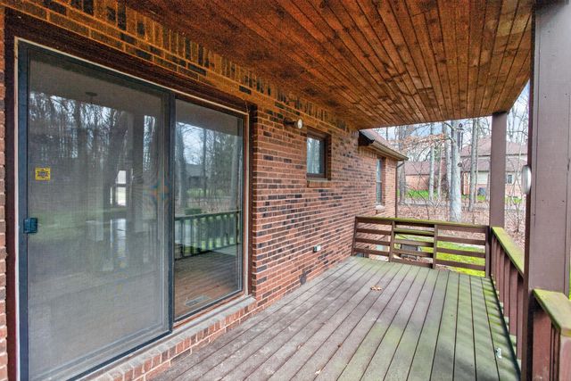 6284 Stofer Road, Dexter Twp, MI 48118