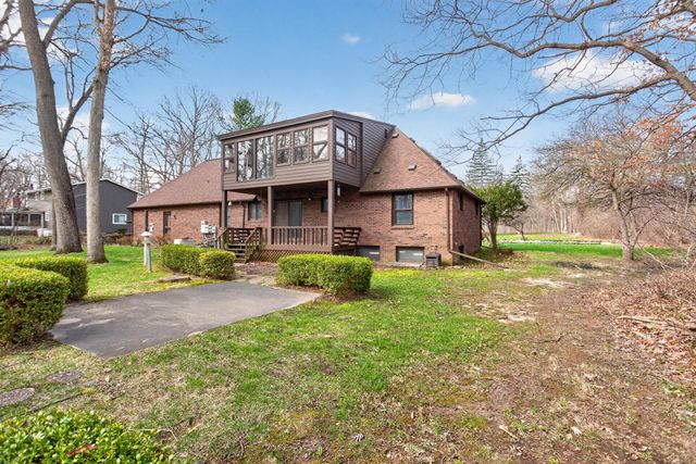 6284 Stofer Road, Dexter Twp, MI 48118