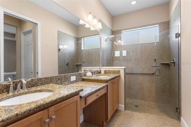 2119 SIFIELD GREENS WAY, Sun City Center, FL 33573