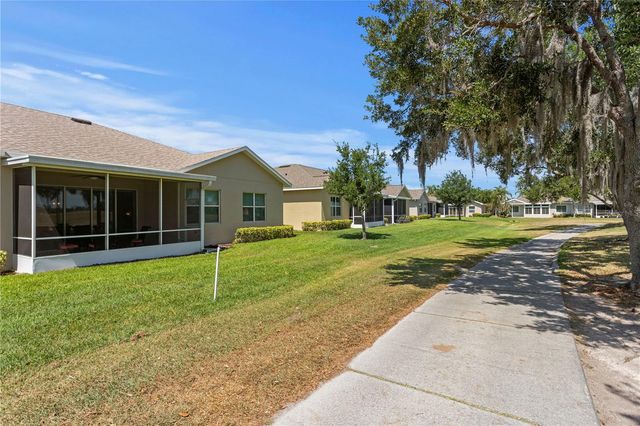 2119 SIFIELD GREENS WAY, Sun City Center, FL 33573