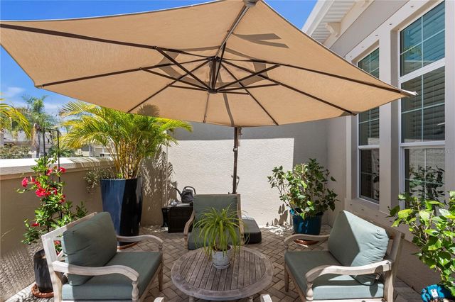 2119 SIFIELD GREENS WAY, Sun City Center, FL 33573