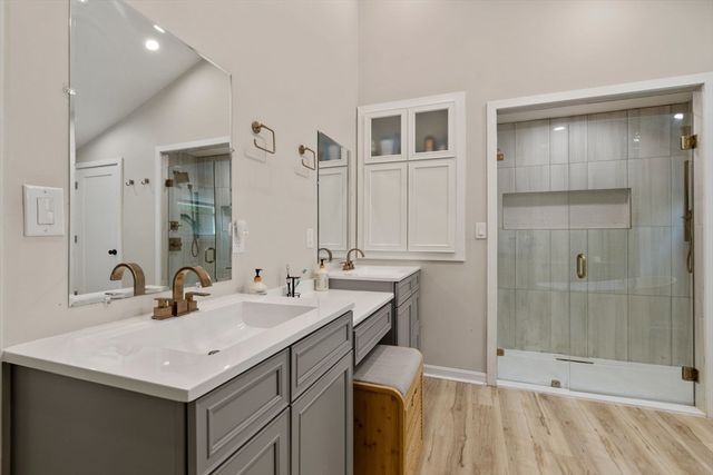 987 Pleasant St, Framingham, MA 01701
