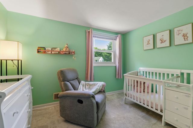 987 Pleasant St, Framingham, MA 01701