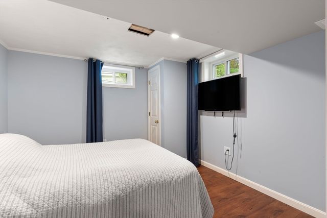 987 Pleasant St, Framingham, MA 01701