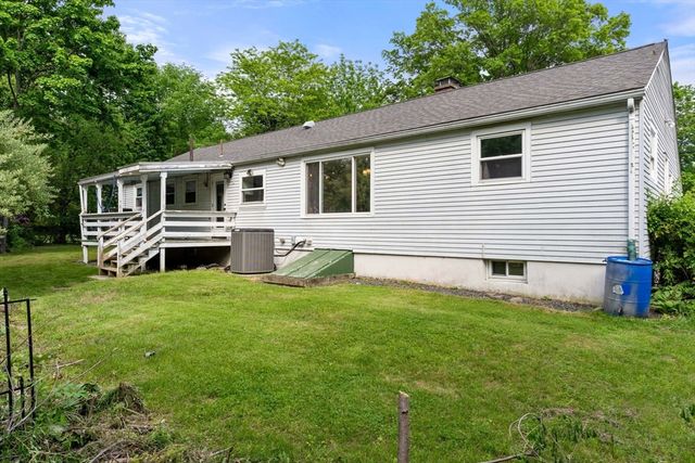 987 Pleasant St, Framingham, MA 01701