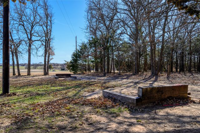 4597 W Line Road, Whitesboro, TX 76273