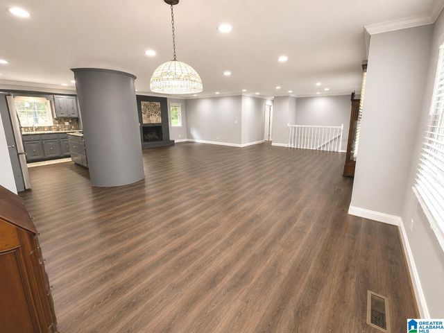 1 LAUREL SPRINGS ROAD, Anniston, AL 36207