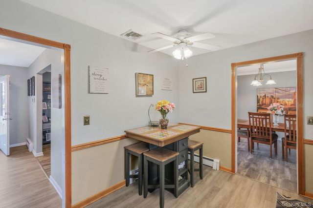 28 Shirley Street, Bohemia, NY 11716
