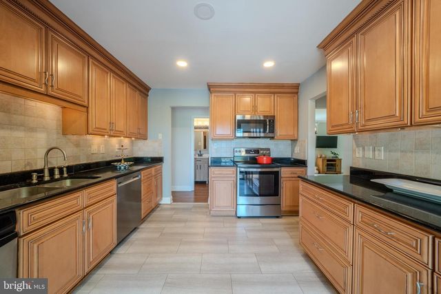159 JENNIFER LN, Bala Cynwyd, PA 19004
