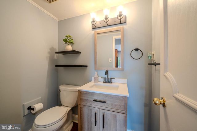159 JENNIFER LN, Bala Cynwyd, PA 19004