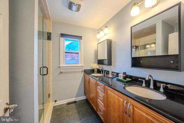 159 JENNIFER LN, Bala Cynwyd, PA 19004