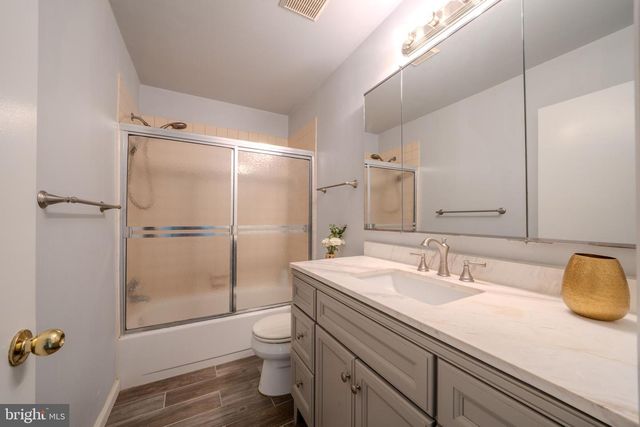 159 JENNIFER LN, Bala Cynwyd, PA 19004