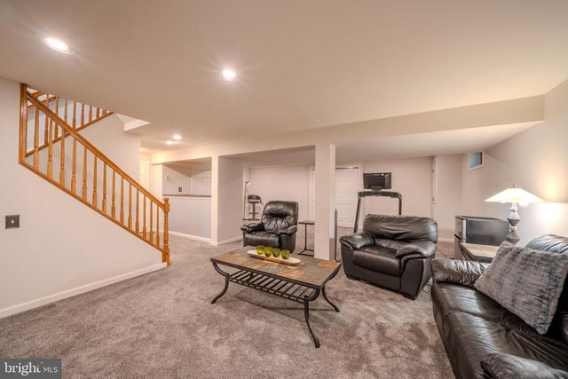 159 JENNIFER LN, Bala Cynwyd, PA 19004