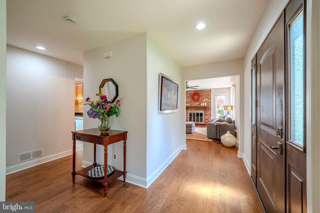 159 JENNIFER LN, Bala Cynwyd, PA 19004