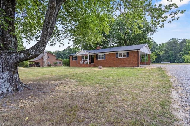 9771 Woodruff Road, Kernersville, NC 27284