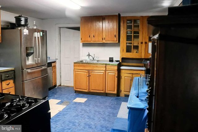 526 LAMBERTON ST, Trenton, NJ 08611