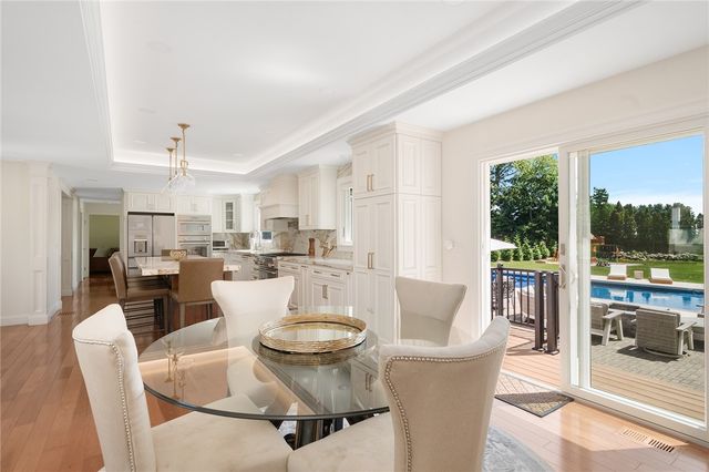 16 Lennon Road, Lincoln, RI 02865