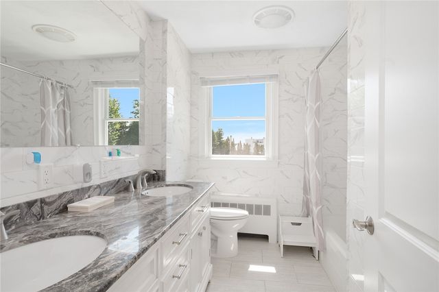 16 Lennon Road, Lincoln, RI 02865
