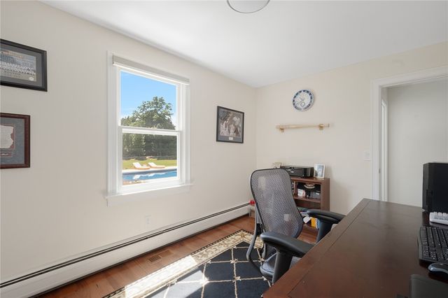 16 Lennon Road, Lincoln, RI 02865