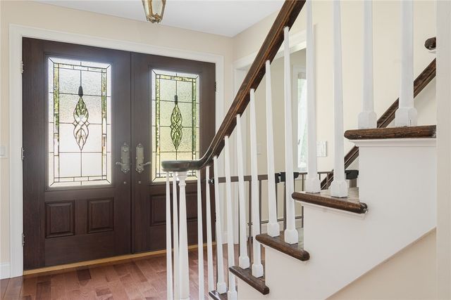 16 Lennon Road, Lincoln, RI 02865