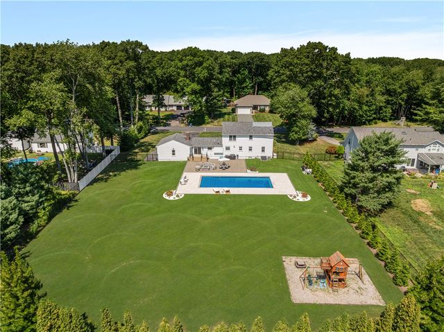 16 Lennon Road, Lincoln, RI 02865
