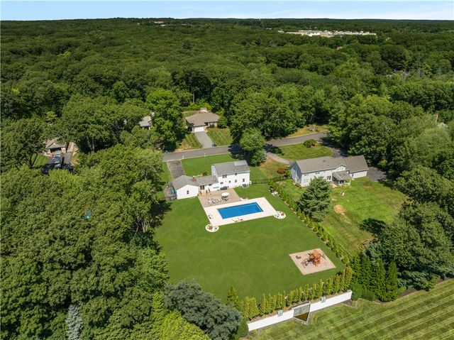 16 Lennon Road, Lincoln, RI 02865