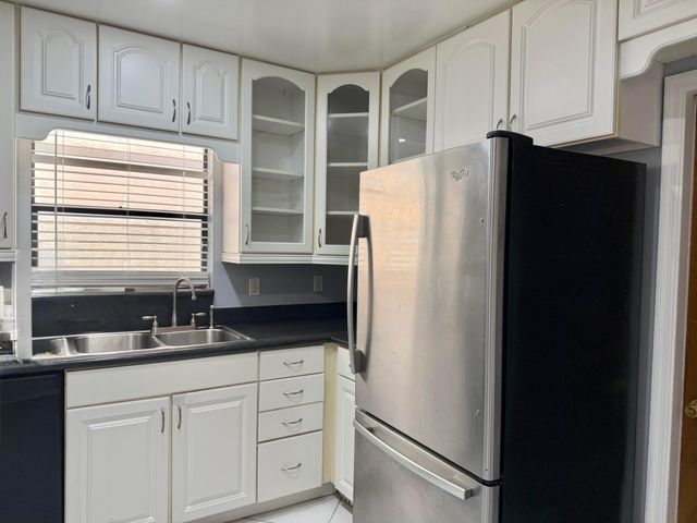 5072 Arbor Glen Circle, Lake Worth, FL 33463