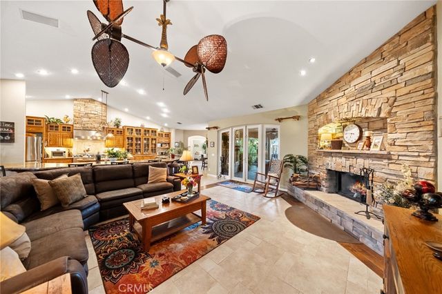 39898 Via Sereno, Murrieta, CA 92562