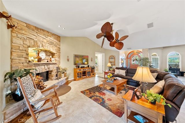 39898 Via Sereno, Murrieta, CA 92562