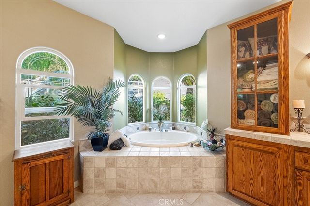 39898 Via Sereno, Murrieta, CA 92562