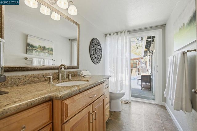 139 Mt Everest Ct, Clayton, CA 94517