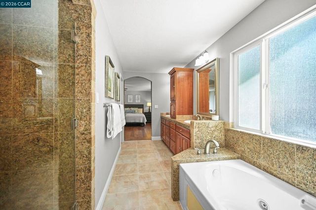 139 Mt Everest Ct, Clayton, CA 94517