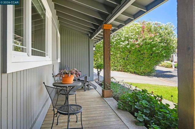 139 Mt Everest Ct, Clayton, CA 94517