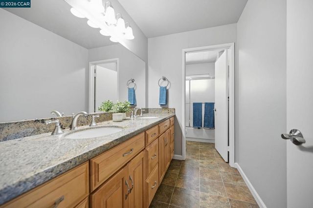 139 Mt Everest Ct, Clayton, CA 94517