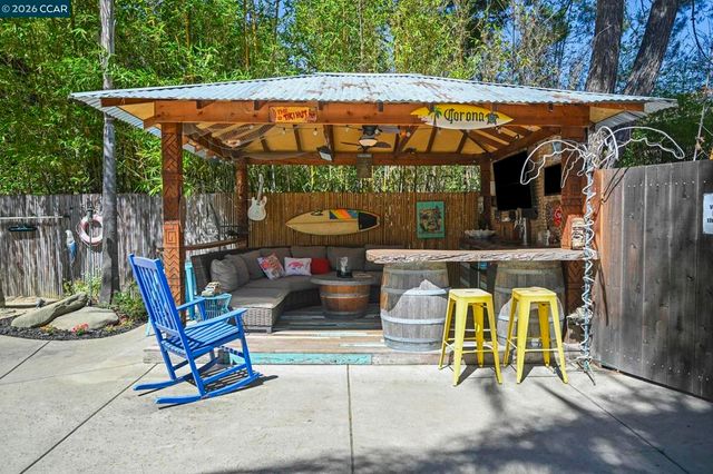 139 Mt Everest Ct, Clayton, CA 94517