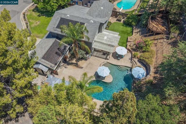 139 Mt Everest Ct, Clayton, CA 94517